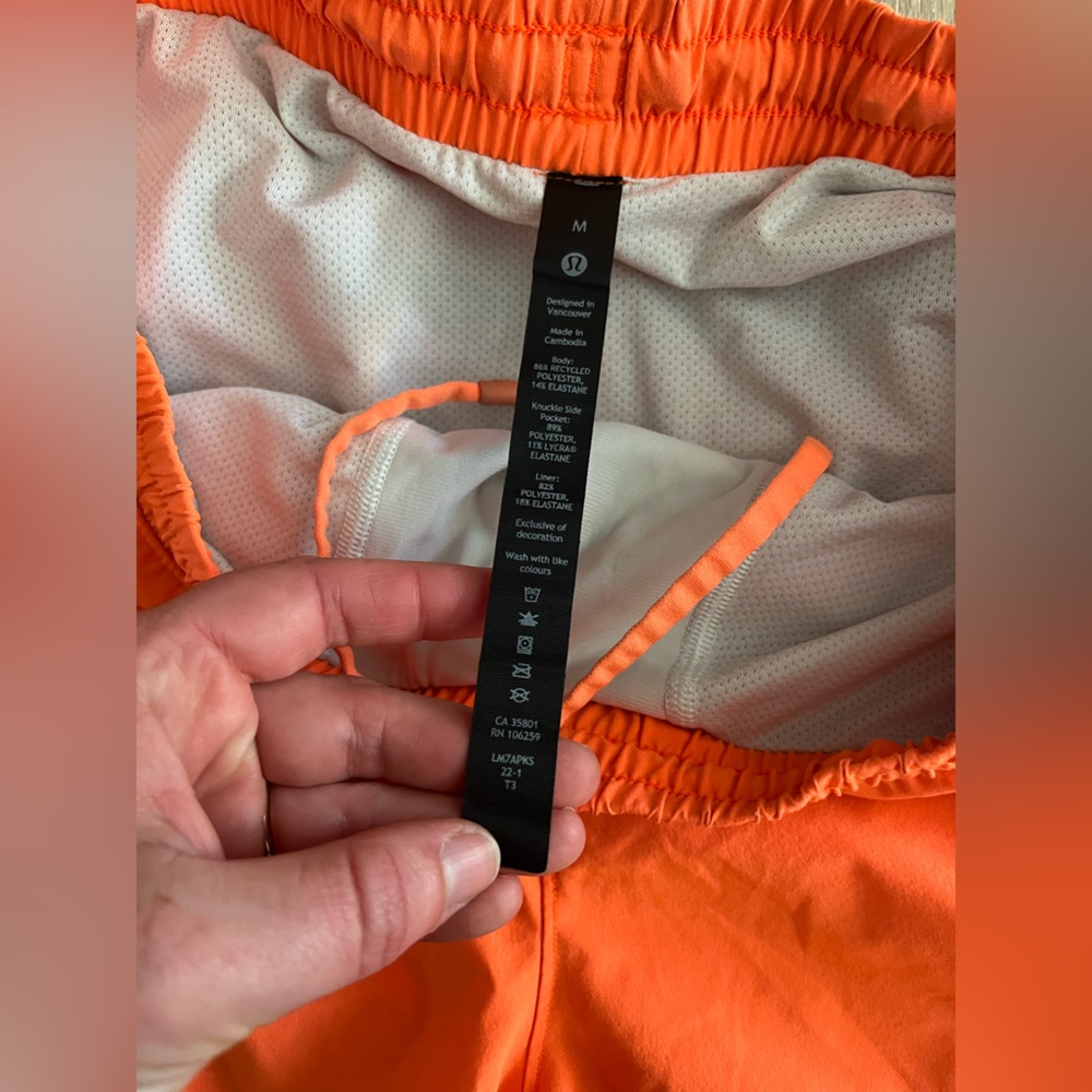 Lululemon Men’s Pace Breaker Lined Short 7" Bright Orange - Size Medium - Picture 3 of 7
